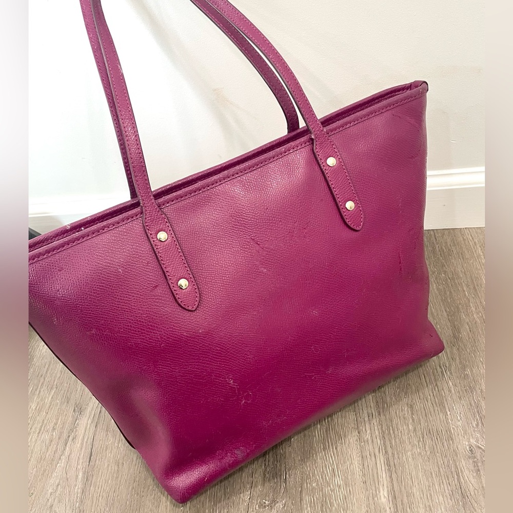 COACH✨Dahlia Purple & Gold Cross Grain Leather City Zip Tote & Wallet - Picture 3 of 16